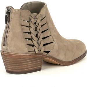 SUEDE VINCE CAMUTO Prestetta Bootie Foxy True Leather Taupe Back Zip SZ 8.5 EUC